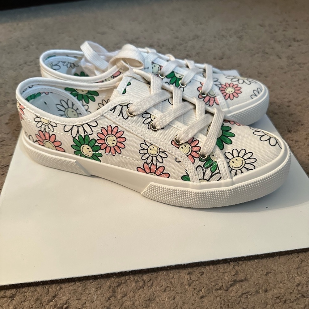 Aerie White Floral Sneakers